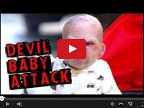 Dziecko diabeł atakuje